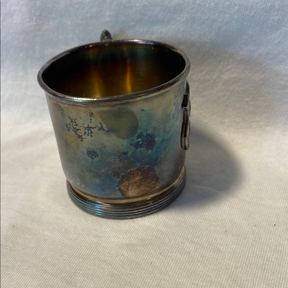 Quadruple plate and Redd and Barton baby cups - Picture 10 of 12